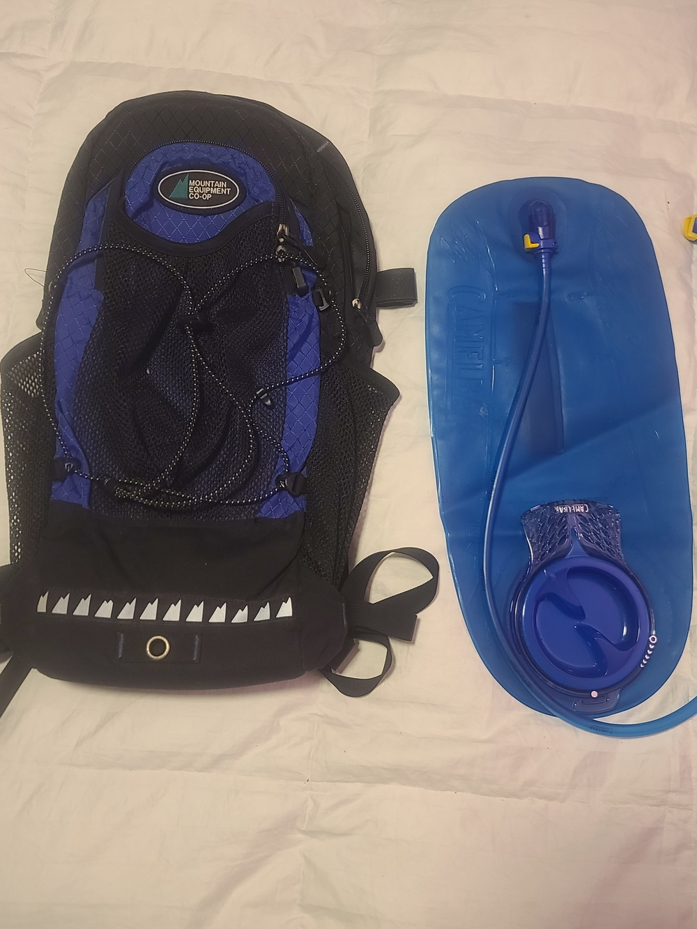 Mountain Equipment Co-op Blue and Black Hydration Backpack with 3L Reservoir